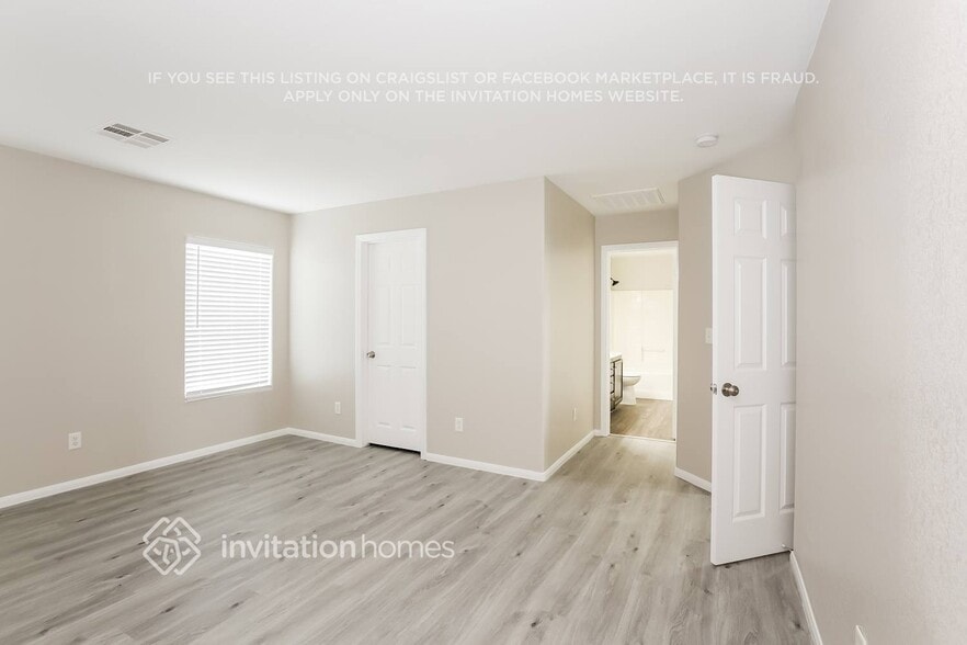 Building Photo - 4946 Volcanic Rock Ln