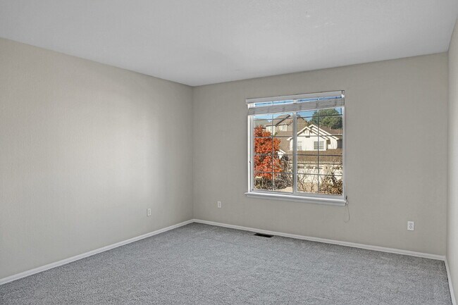 Building Photo - $2,545.00, 4 bed, 3.5 bath, located in Colorado Springs with upgrades