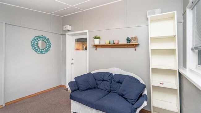 Building Photo - 1205 Miller Ave