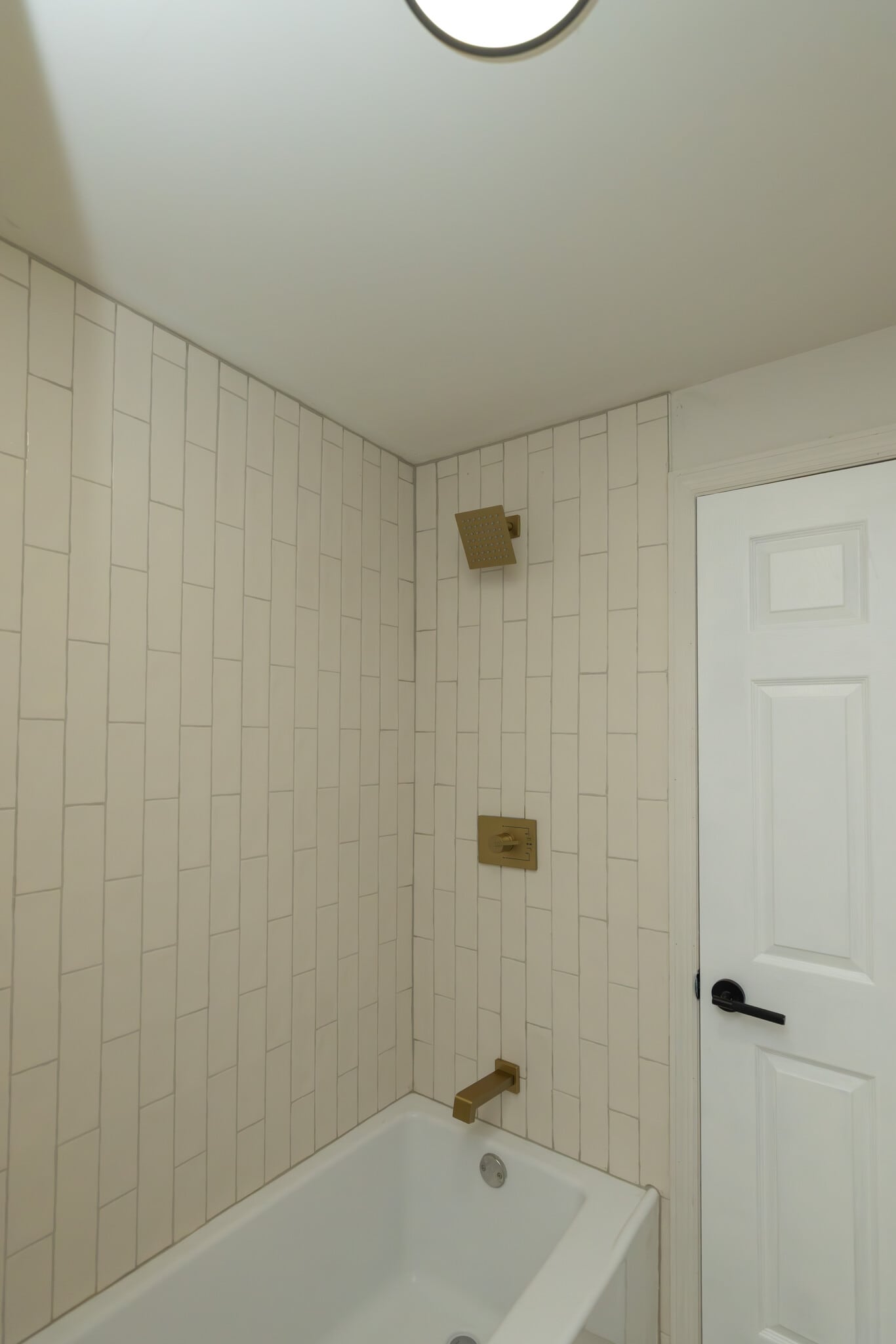 Shower - 306 N Harrison St