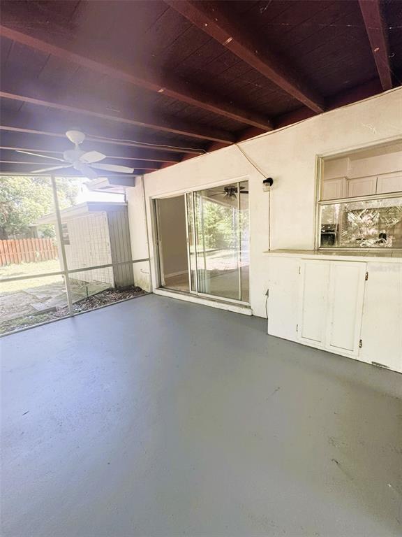Building Photo - 6442 Treehaven Dr