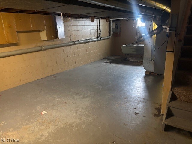 Building Photo - 600 Poplar Ave NW