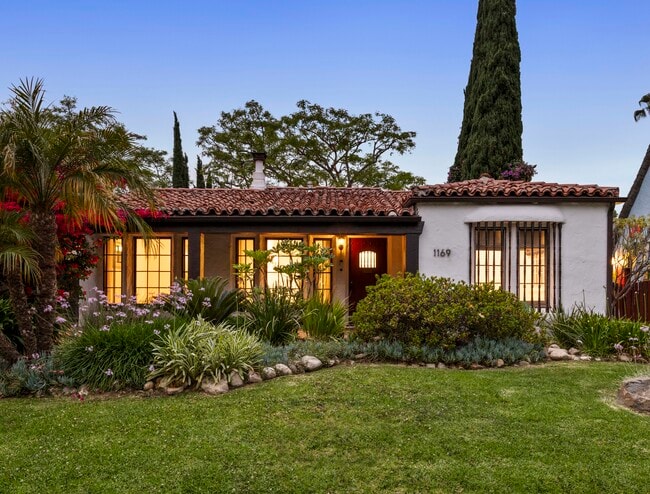 Building Photo - 1169 S Sierra Bonita Ave