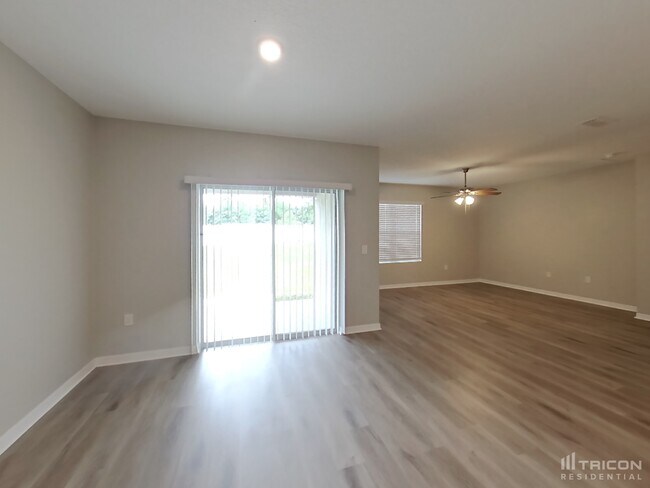 Building Photo - 5994 Churchill Square Way