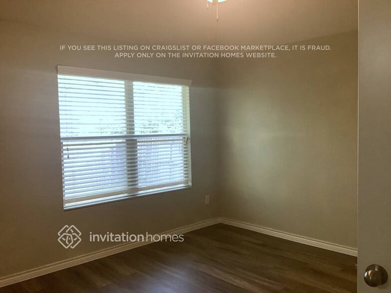Building Photo - 151 E Kirnwood Dr
