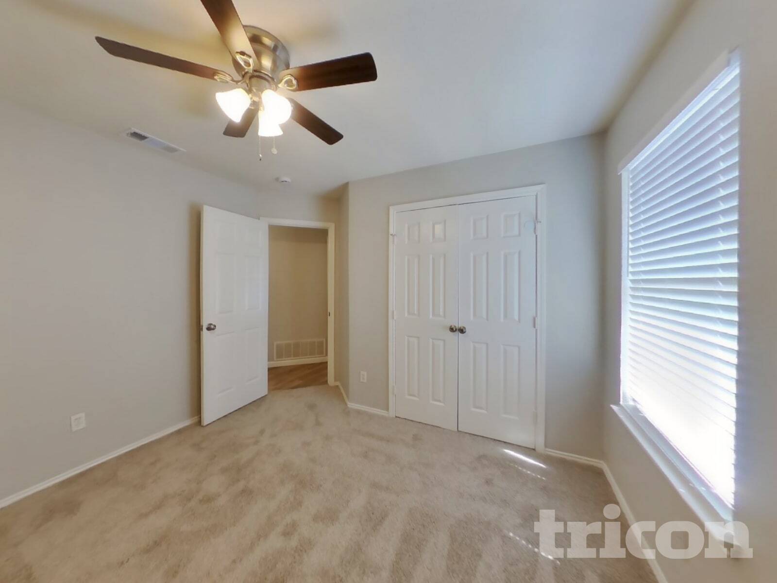 Building Photo - 1106 Castleman Dr