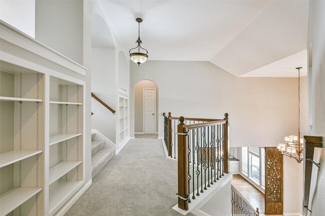 Building Photo - 13707 Elm Shores Dr