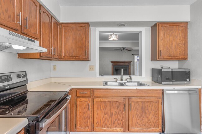 Building Photo - 911 Wilcher Way