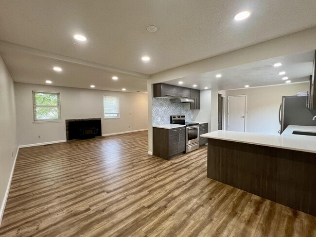 Building Photo - 13238 Alcott Cir