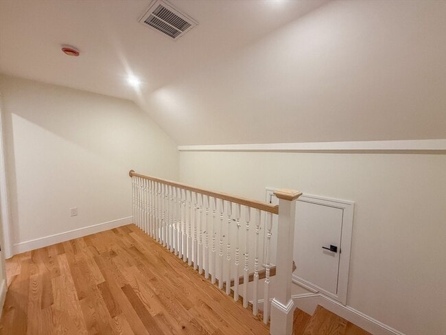 Building Photo - 405 North Ave