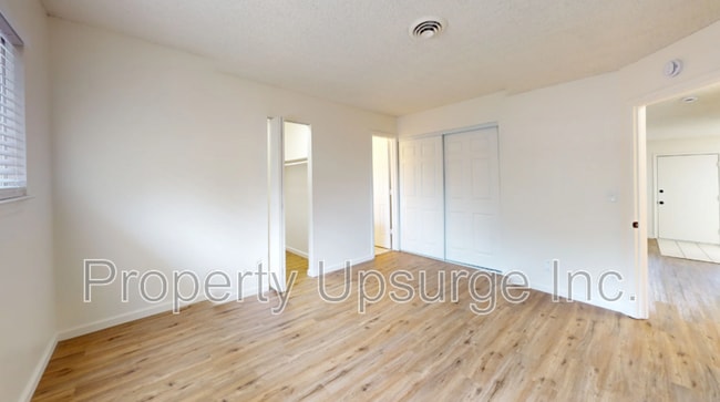 Building Photo - 2072 Victor Ave