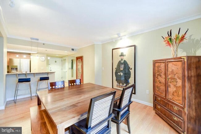 Building Photo - 777 7th St NW