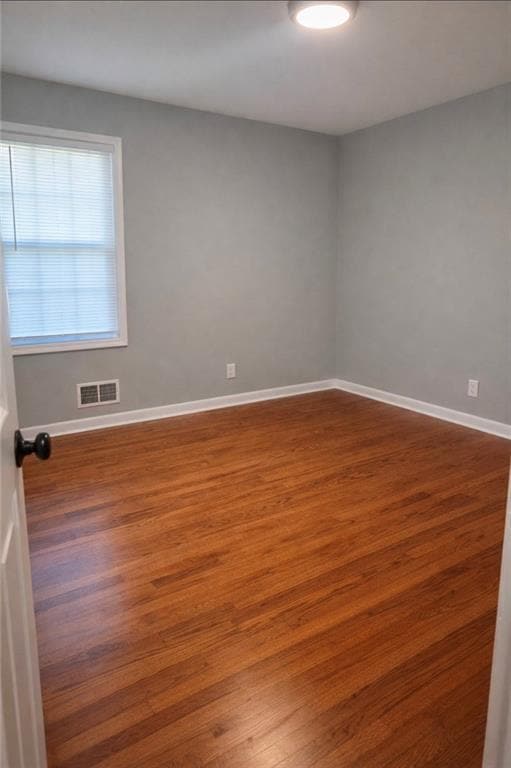 Building Photo - 1551 Pine Glen Cir