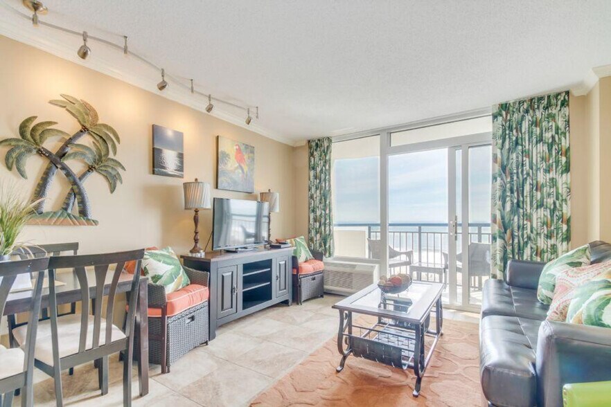 Primary Photo - 2301 N Ocean Blvd