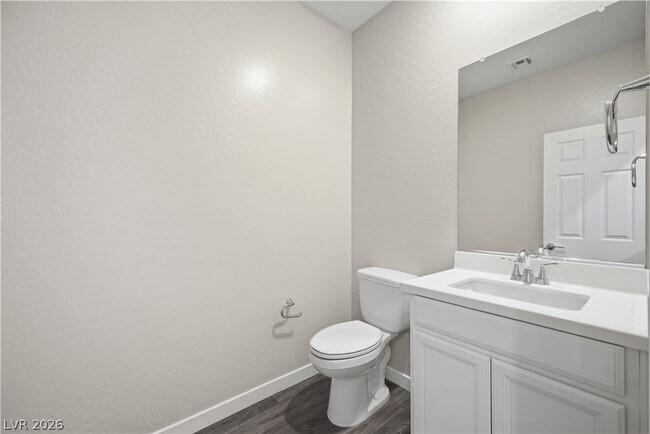 Building Photo - 748 Rogue Wave St