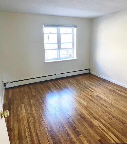 Building Photo - 57 Colborne Rd