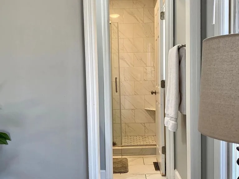 Building Photo - 3924 Bright Ave