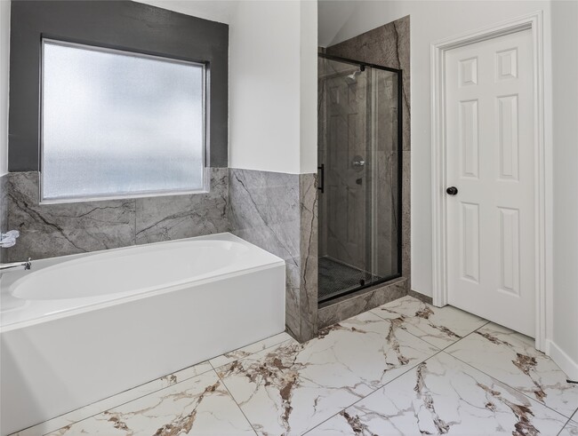 Building Photo - 4418 W Thunderwood Cir