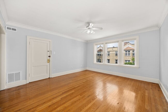 Building Photo - 5041 W 18th St