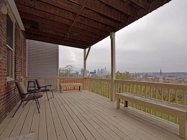 Building Photo - 69 Mulberry St