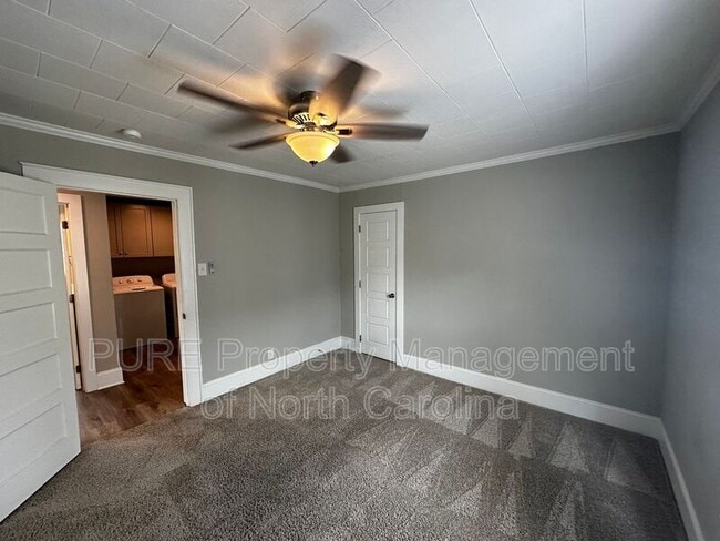 Building Photo - 1101 Woodlawn St