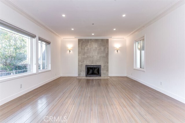 Building Photo - 4225 Dundee Dr