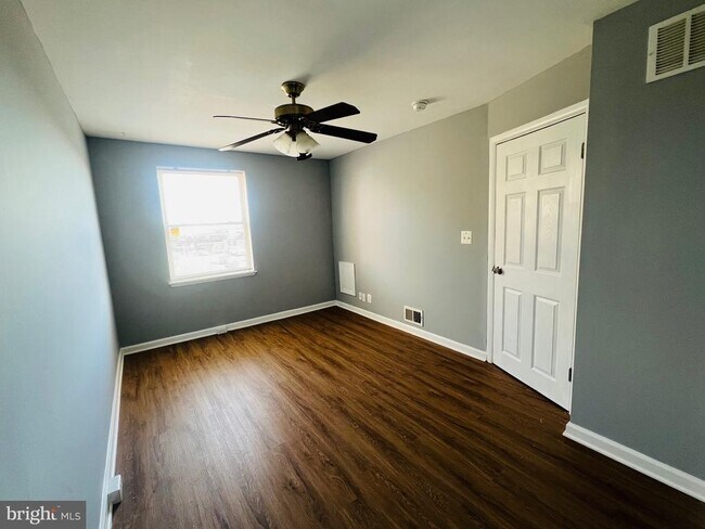 Building Photo - 7308 Berkshire Rd