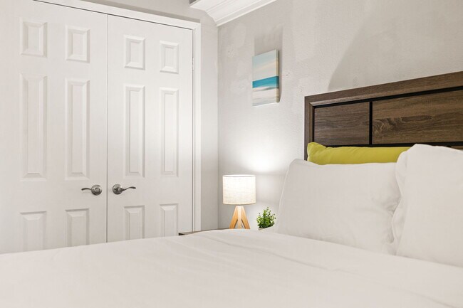 Building Photo - 6171 Rancho Mission Rd