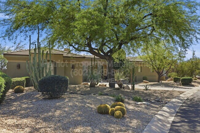 Building Photo - 11047 E Mirasol Cir