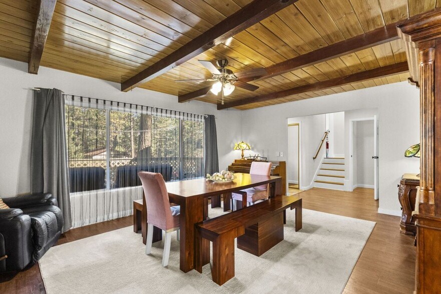 Building Photo - 1197 Oriole Rd