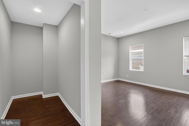 Building Photo - 1626 N 25th St