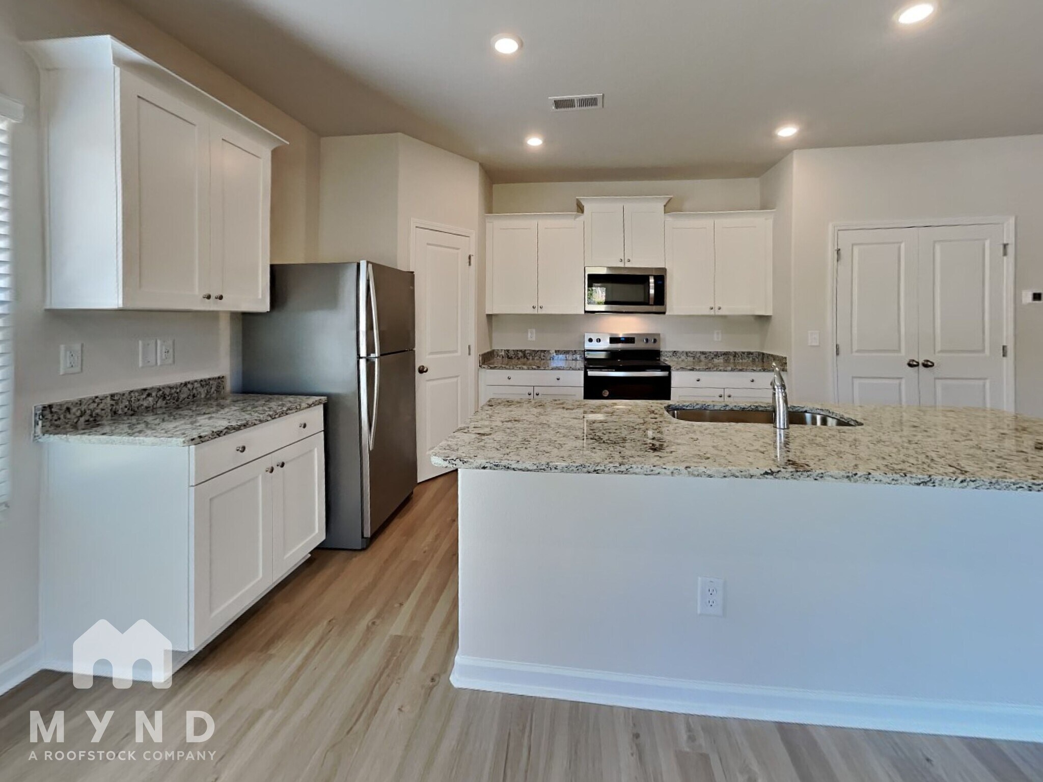 Building Photo - 372 Ivy Bank Dr