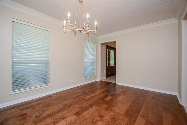 Building Photo - 6702 Moccasin Bend Dr