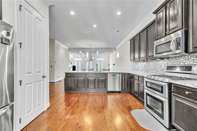 Building Photo - 3676 Brookhaven Manor Crossing NE