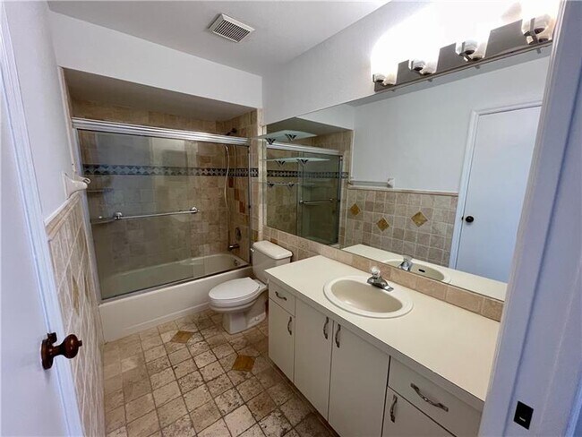 Building Photo - 10253 Riverbend Terrace