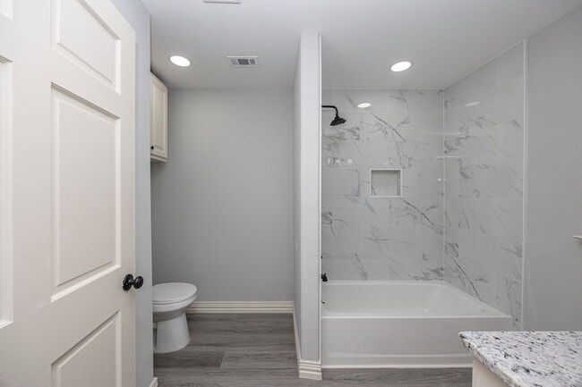 Building Photo - 9910 Dalrock Rd