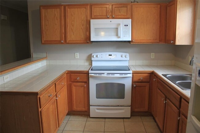 Building Photo - 3814 Roseboro St
