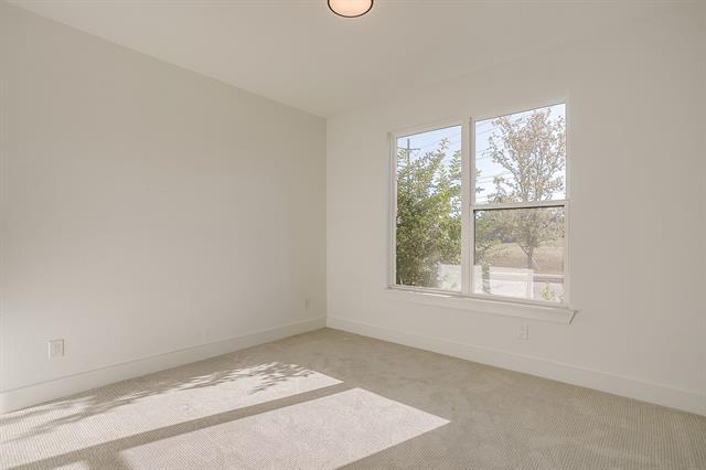 Building Photo - 9205 Cooper Ct