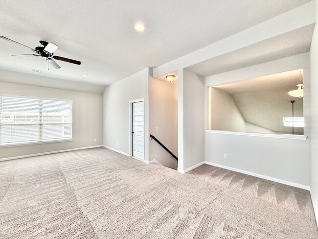 Building Photo - 4 Bedroom Home with Pool in Kinder Ranch!