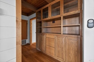 Building Photo - 2299 Sobre Vista Rd