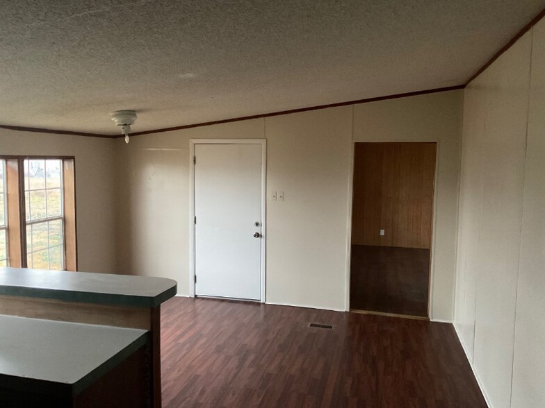 Building Photo - 125 Bedrock Trail Rd