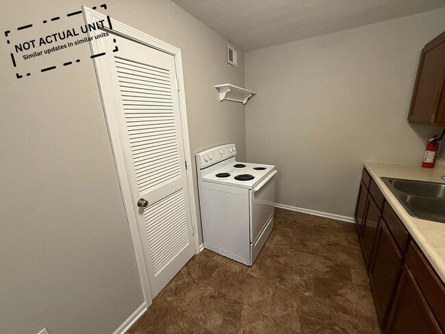 Building Photo - 1612 Richardson St