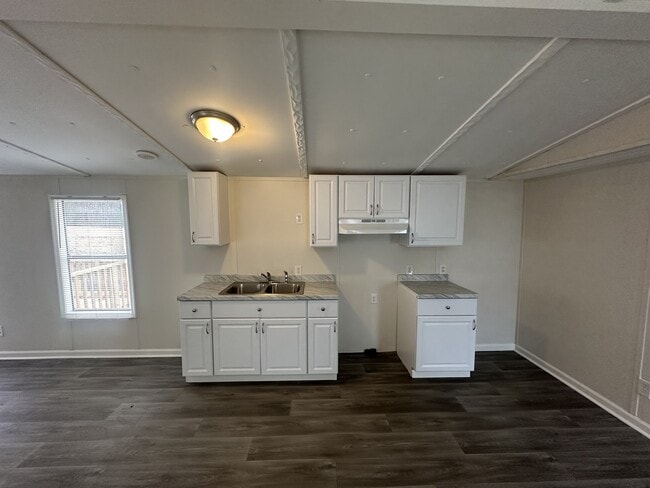 Building Photo - 5109 Dry Fork Rd