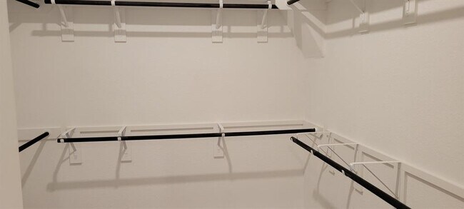 Building Photo - 579 Dry Fork Ln
