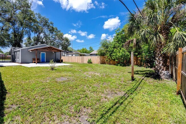 Building Photo - 2859 38th Ave N