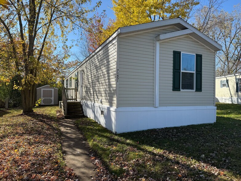 Building Photo - 71651 Juliet Ct