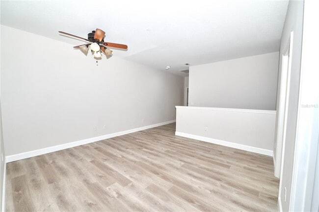 Building Photo - 13565 Fountainbleau Dr