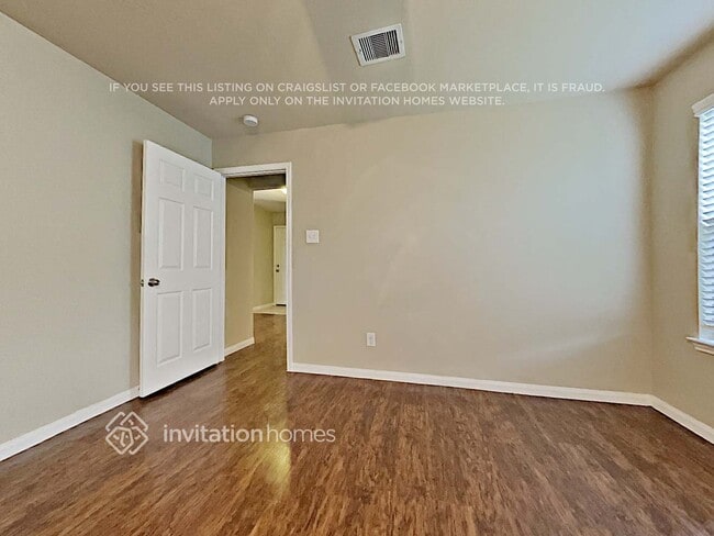 Building Photo - 19239 Canaras Ct