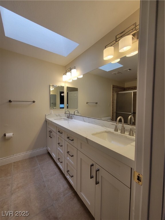 Building Photo - 5836 Corazon Dr