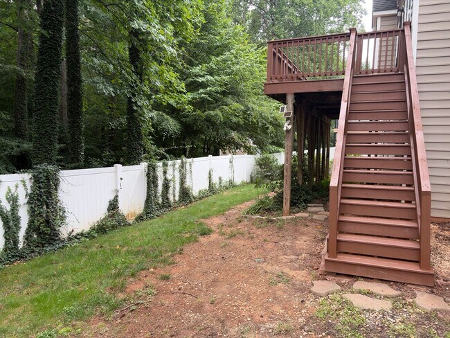 Building Photo - 507 Hannah McKenzie Dr